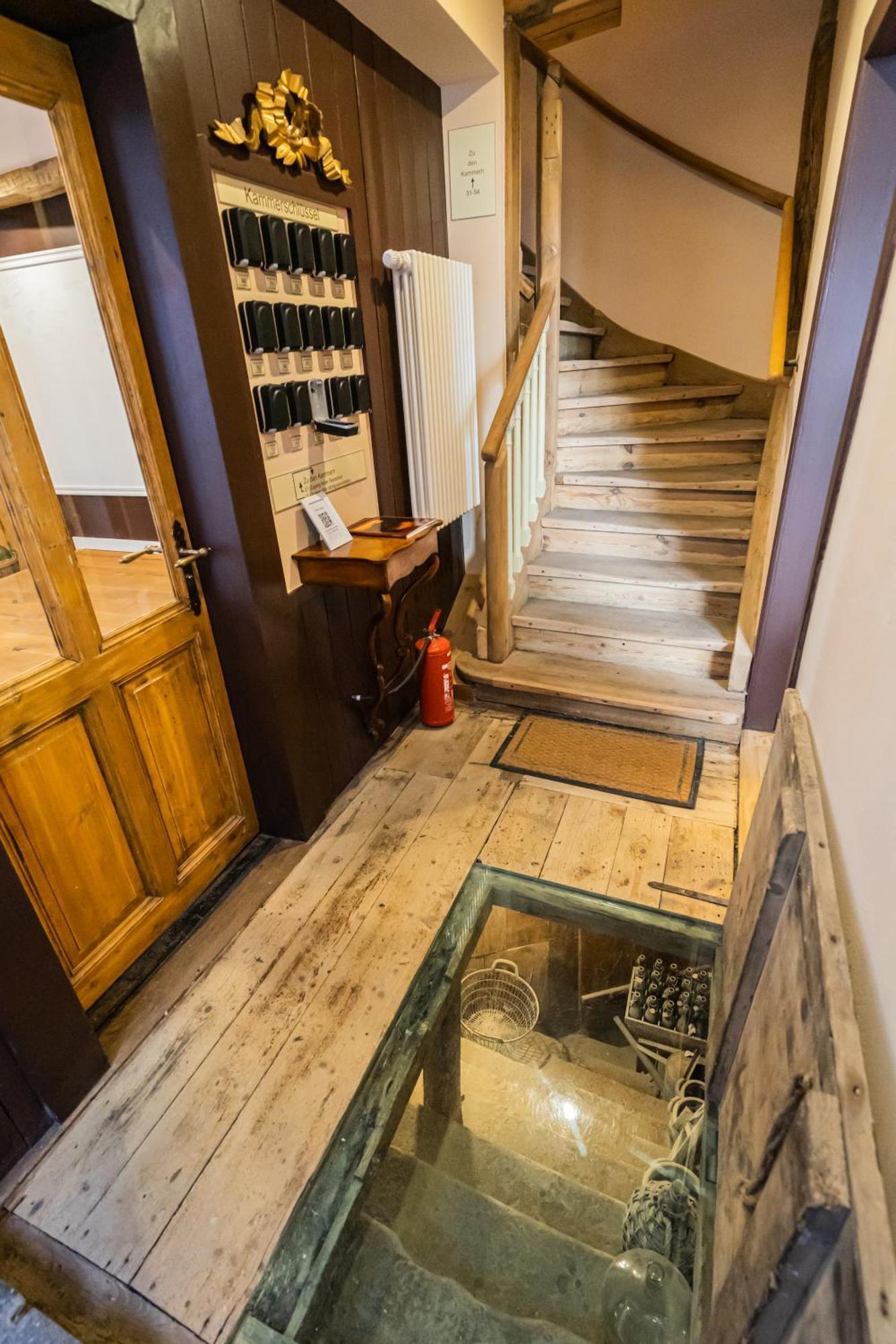 Boutique-Hotel Stadtherberge Вецлар Экстерьер фото